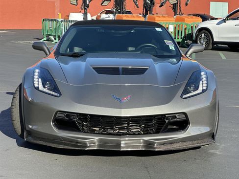 Used 2016 Chevrolet Corvette Z06 w/ 3LZ Preferred Equipment Group image 6