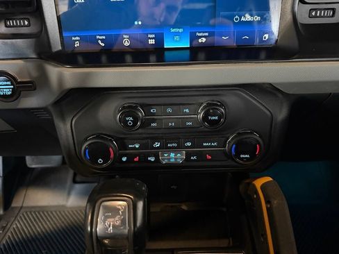 Used 2021 Ford Bronco Badlands AWD/4WD image 24