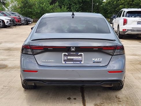 Used 2024 Honda Accord Sport image 8