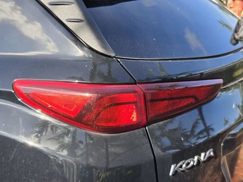 Used 2023 Hyundai Kona SEL FWD image 8