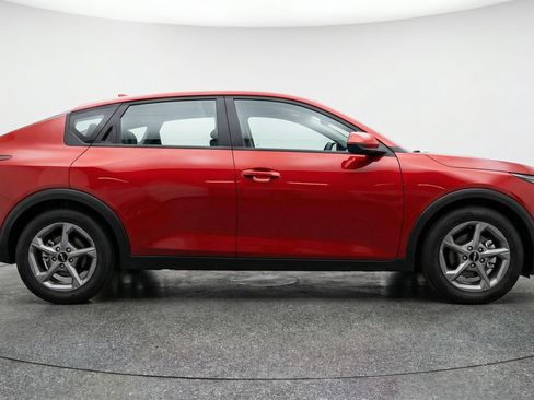 Used 2025 Kia K4 FWD image 11