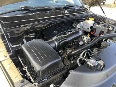 Used 2020 RAM 1500 Big Horn w/ Built-to-serve Edition image 32