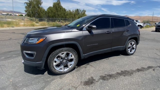 Used 2019 Jeep Compass Limited w/ Safety & Security Group AWD/4WD image 4