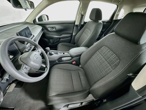 Used 2025 Honda HR-V LX image 13