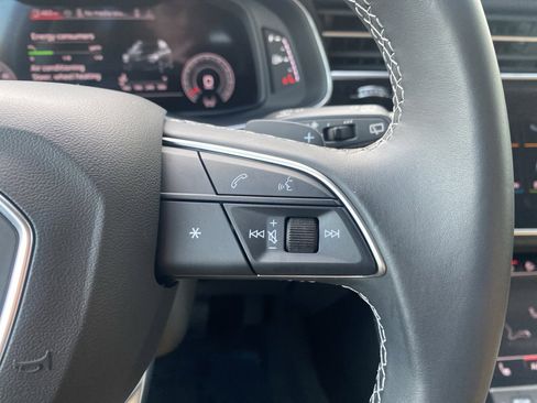 Used 2025 Audi Q7 3.0T Premium w/ Convenience Package image 23