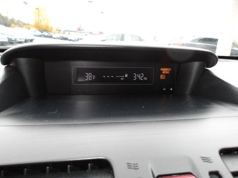 Used 2013 Subaru Impreza 2.0i Sport Premium image 18