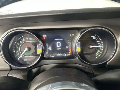 Used 2023 Jeep Wrangler Unlimited Rubicon 4xe image 17