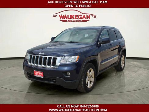 Used 2012 Jeep Grand Cherokee Laredo AWD/4WD image 1