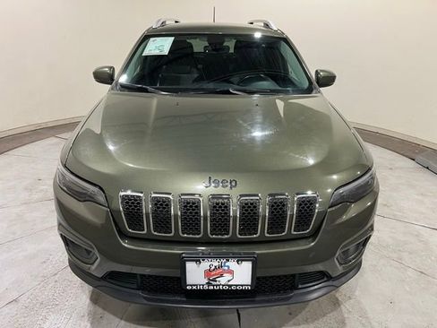 Used 2019 Jeep Cherokee Latitude Plus w/ Comfort/Convenience Group AWD/4WD image 6