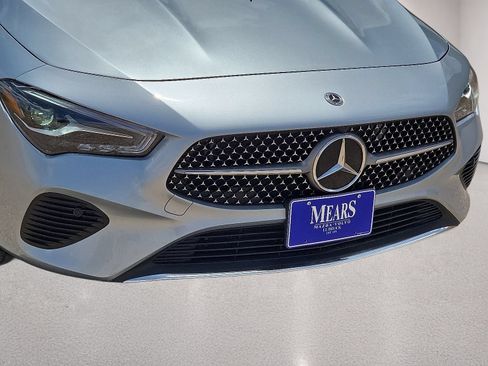 Used 2025 Mercedes-Benz CLA 250 4MATIC image 9