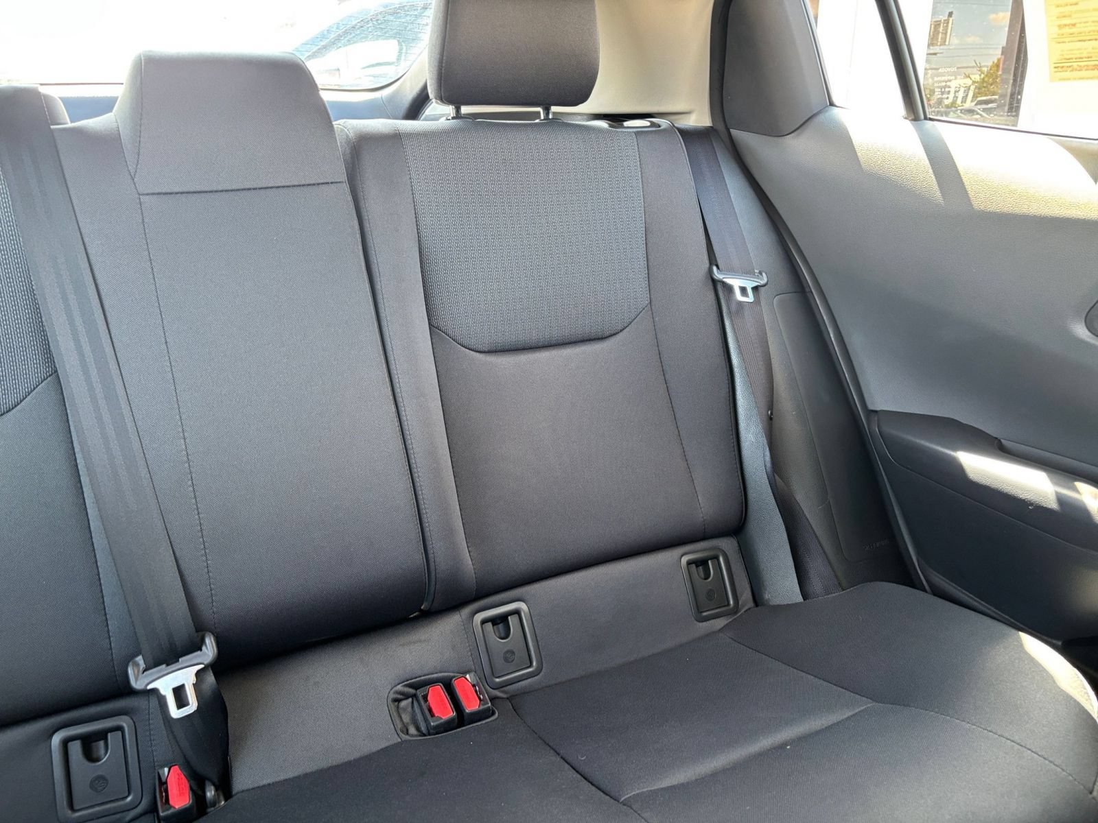 Used 2024 Toyota Prius LE FWD image 34