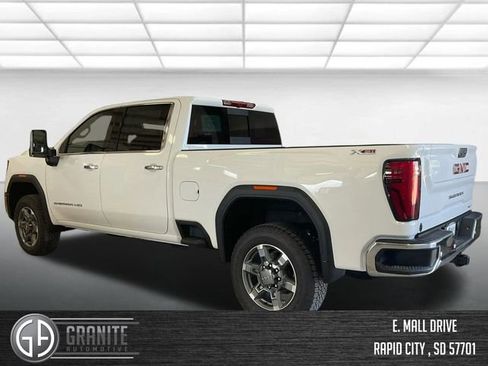 New 2025 GMC Sierra 3500 SLT AWD/4WD image 6