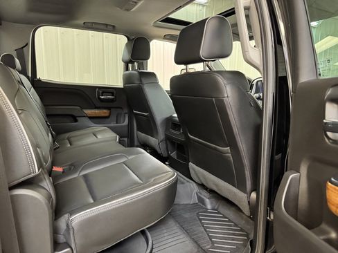 Used 2019 Chevrolet Silverado 2500 High Country w/ Duramax Plus Package image 24