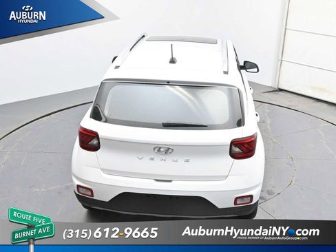 New 2026 Hyundai Venue SEL FWD image 25