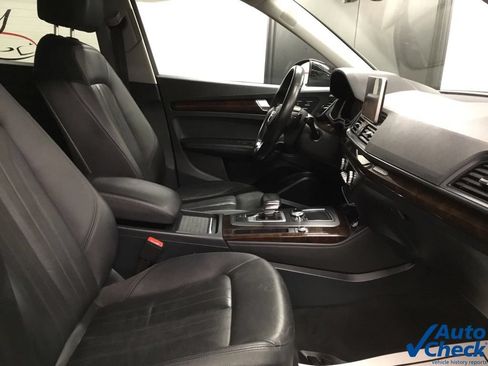Used 2019 Audi Q5 2.0T Premium Plus w/ Premium Plus Package AWD/4WD image 35