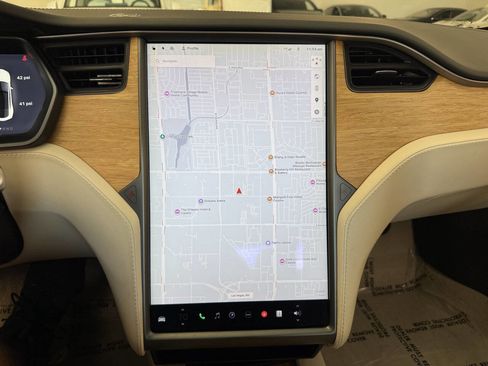 Used 2018 Tesla Model S 75D AWD/4WD image 38