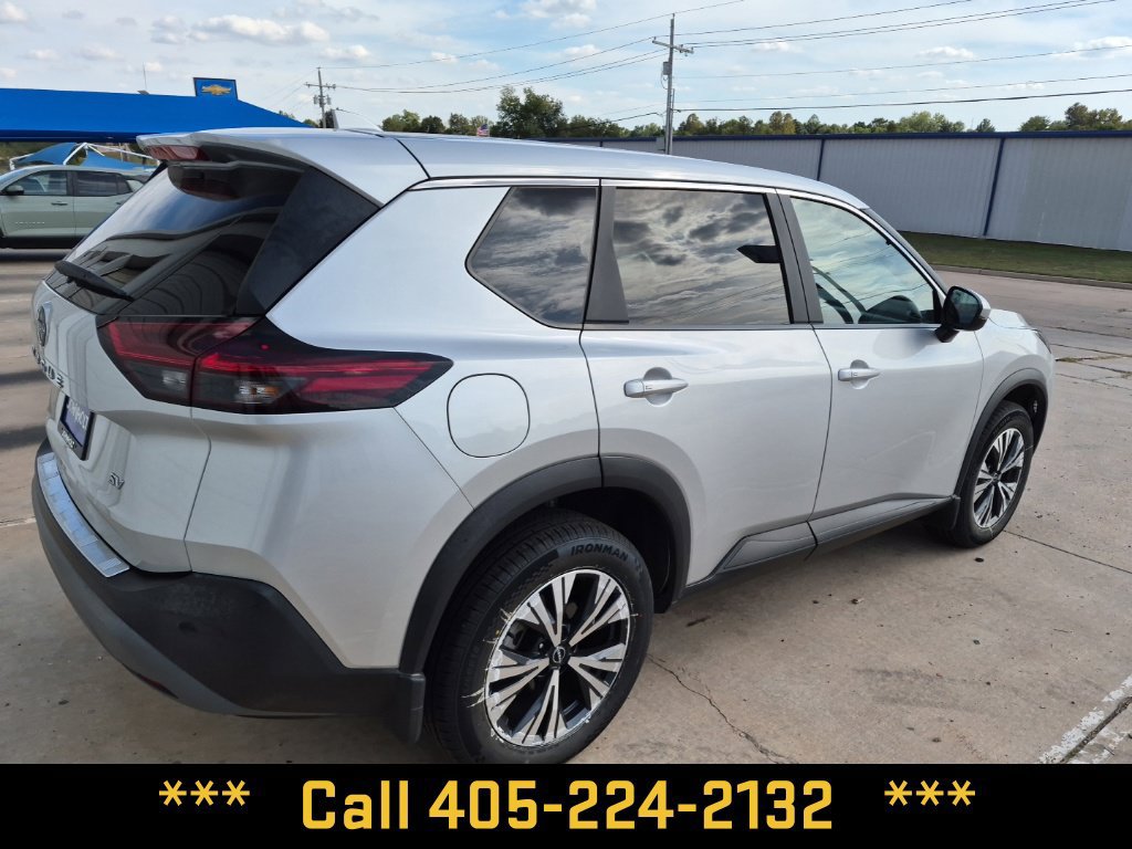 Used 2023 Nissan Rogue SV FWD image 18