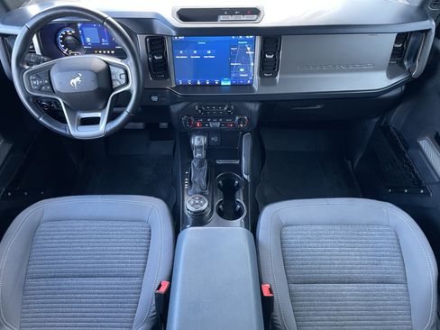 Used 2022 Ford Bronco Outer Banks image 16