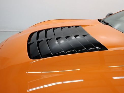 Used 2021 Ford Mustang Shelby GT500 w/ Technology Package image 9