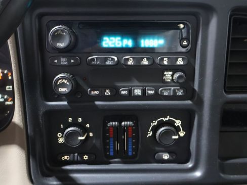 Used 2004 Chevrolet Silverado 1500 LS image 27