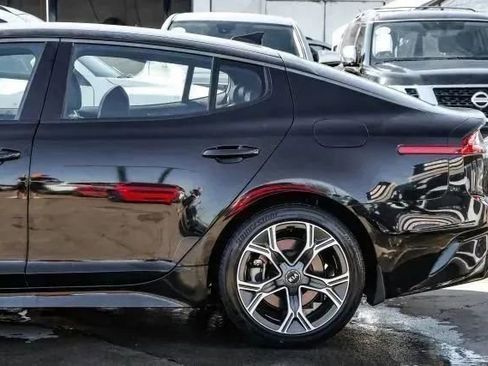 Used 2021 Kia Stinger GT-Line RWD image 12