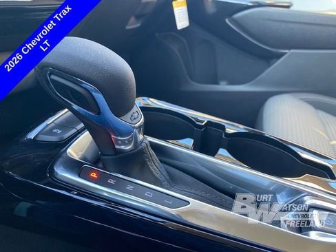 New 2026 Chevrolet Trax LT w/ Driver Confidence Package image 24