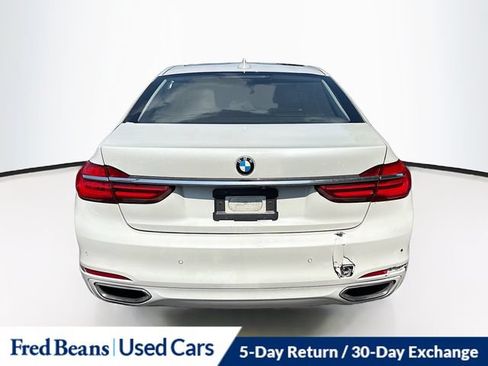 Used 2017 BMW 750i xDrive AWD/4WD image 8