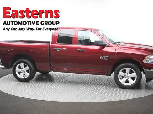 Used 2024 RAM 1500 Classic SLT AWD/4WD image 42