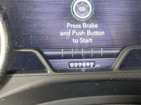 Used 2022 RAM 1500 Big Horn image 12