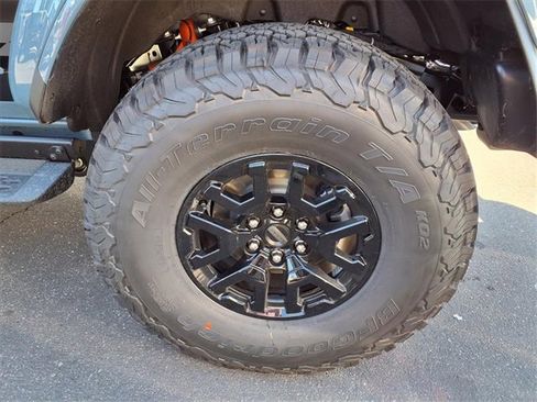 New 2025 Ford Bronco Raptor image 5