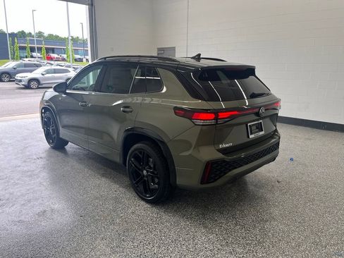 New 2026 Volkswagen Tiguan SE R-Line AWD/4WD image 3