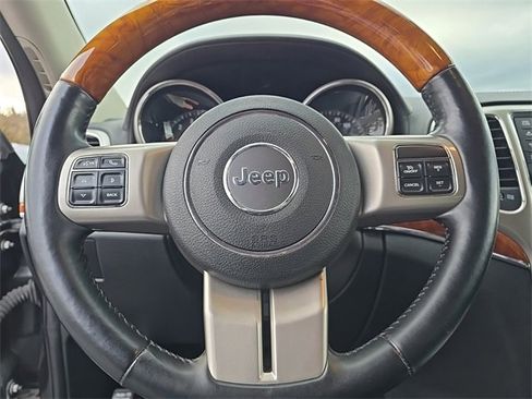 Used 2012 Jeep Grand Cherokee Overland image 16