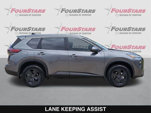 New 2026 Nissan Rogue SV FWD image 3