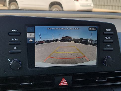 Used 2026 Hyundai Elantra Sport FWD image 9