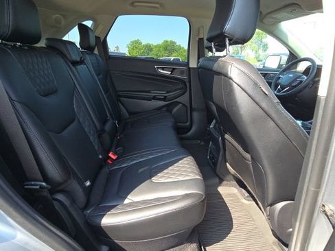 Used 2024 Ford Edge Titanium AWD/4WD image 28