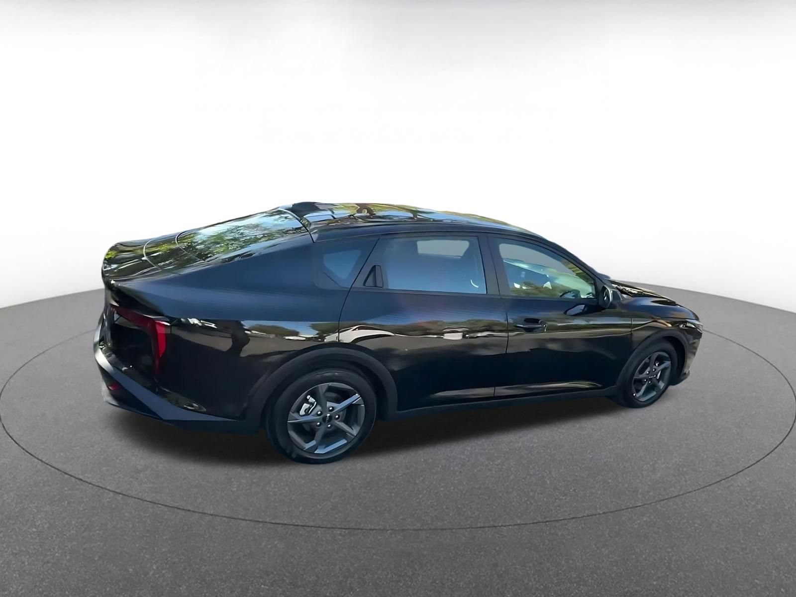 Used 2026 Kia K4 FWD image 13