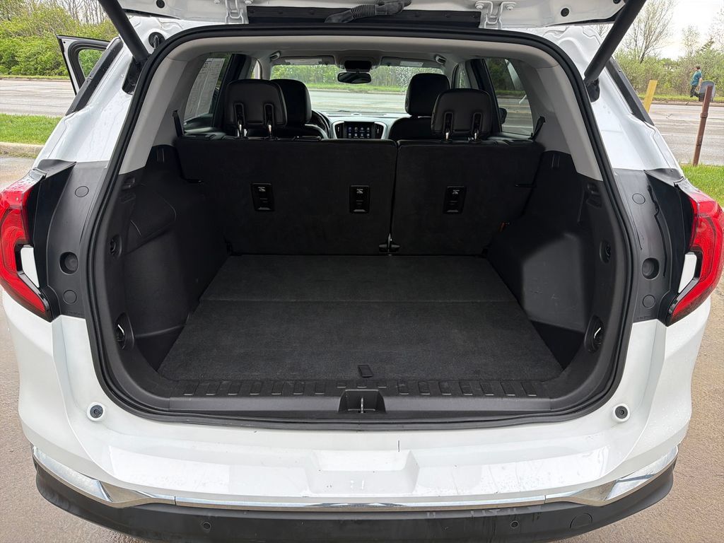 Used 2019 GMC Terrain SLT w/ Preferred Package FWD image 25
