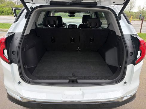 Used 2019 GMC Terrain SLT w/ Preferred Package FWD image 25