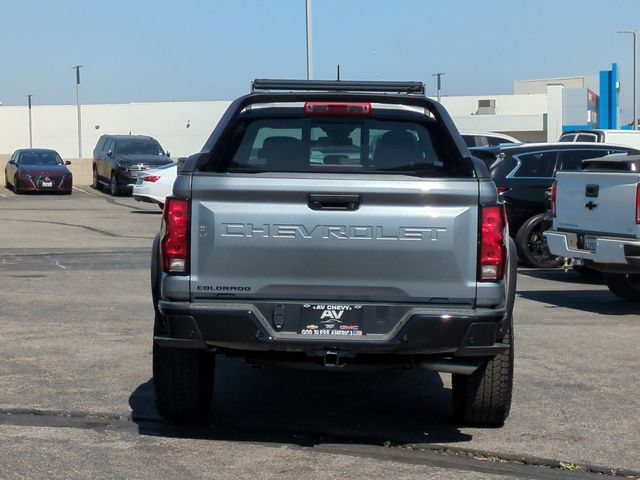 New 2026 Chevrolet Colorado Trail Boss w/ Midnight Edition AWD/4WD image 7