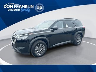 Certified 2025 Nissan Pathfinder SV FWD video 1