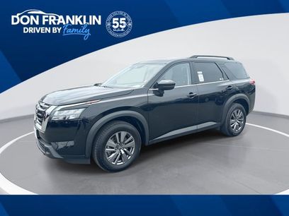 Certified 2025 Nissan Pathfinder SV