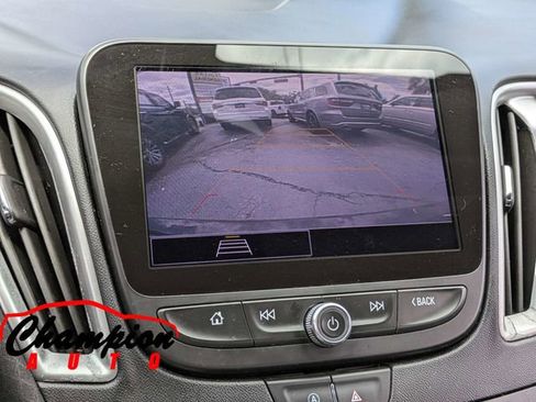 Used 2022 Chevrolet Malibu LT FWD image 22