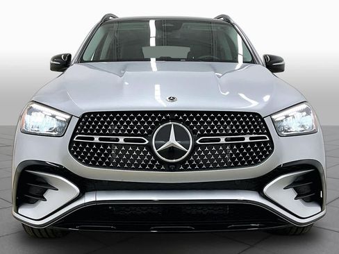 Used 2026 Mercedes-Benz GLE 450e 4MATIC image 4