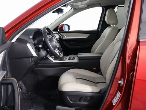Used 2024 MAZDA CX-90 Plug-In Hybrid w/ Preferred AWD/4WD image 9