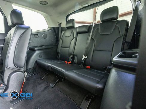 Used 2024 Kia Telluride SX Prestige w/ Towing Package AWD/4WD image 30