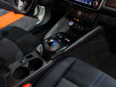 Used 2023 Nissan Leaf SV Plus image 34