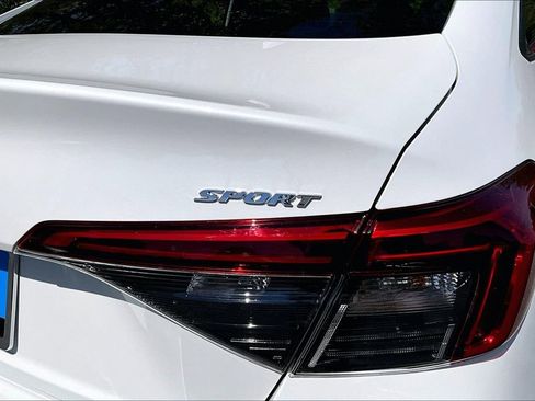 Used 2024 Honda Civic Sport image 22