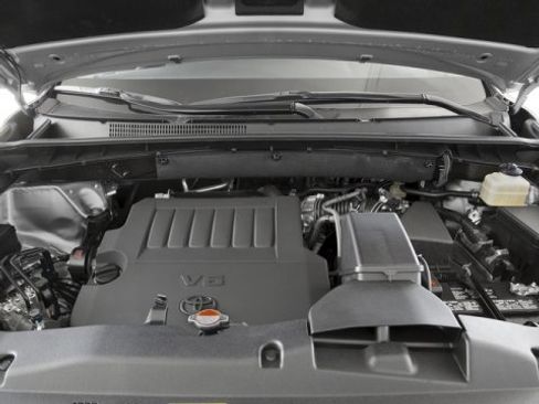 Used 2016 Toyota Highlander XLE FWD image 13