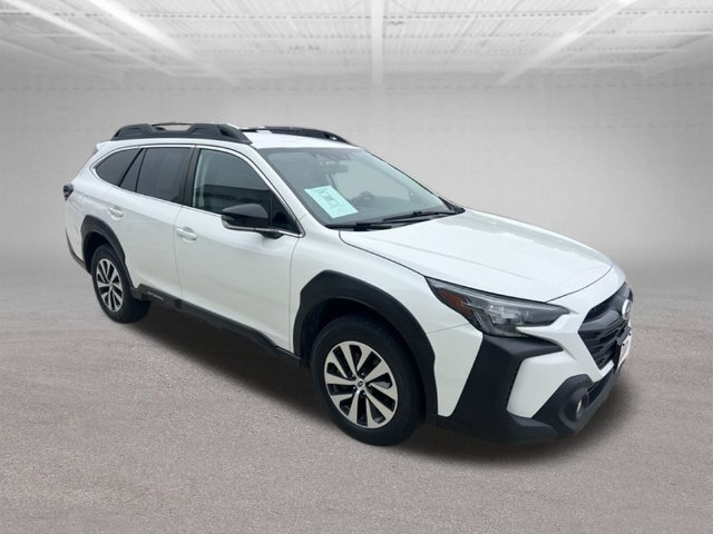 Used 2024 Subaru Outback Premium AWD/4WD image 10