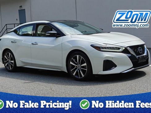 Used 2019 Nissan Maxima 3.5 SL w/ Floor Mat Group FWD image 1